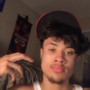 Meet your Posher, Mel